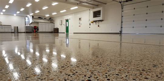 Durable, seamless polyaspartic floor coating.