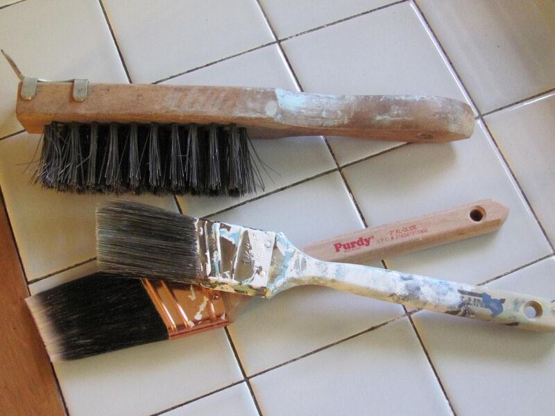 paint brushes